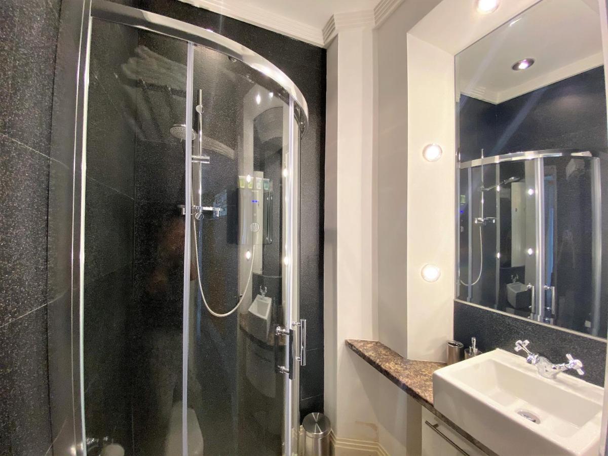 Harlestone Retreat (Adults Only) Hotel Нортхамптън Екстериор снимка