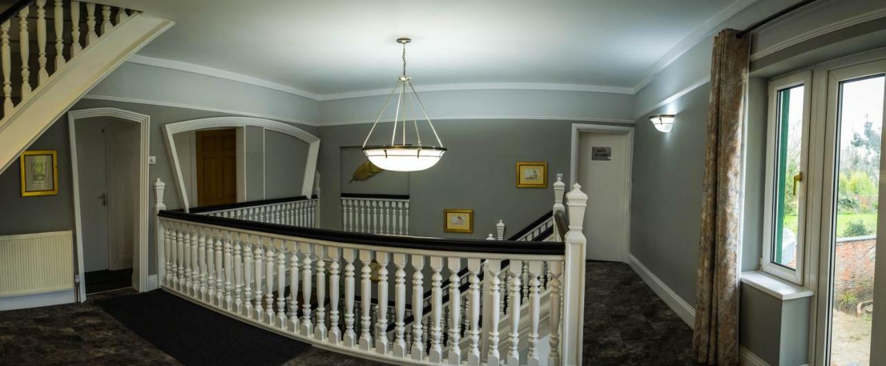 Harlestone Retreat (Adults Only) Hotel Нортхамптън Екстериор снимка